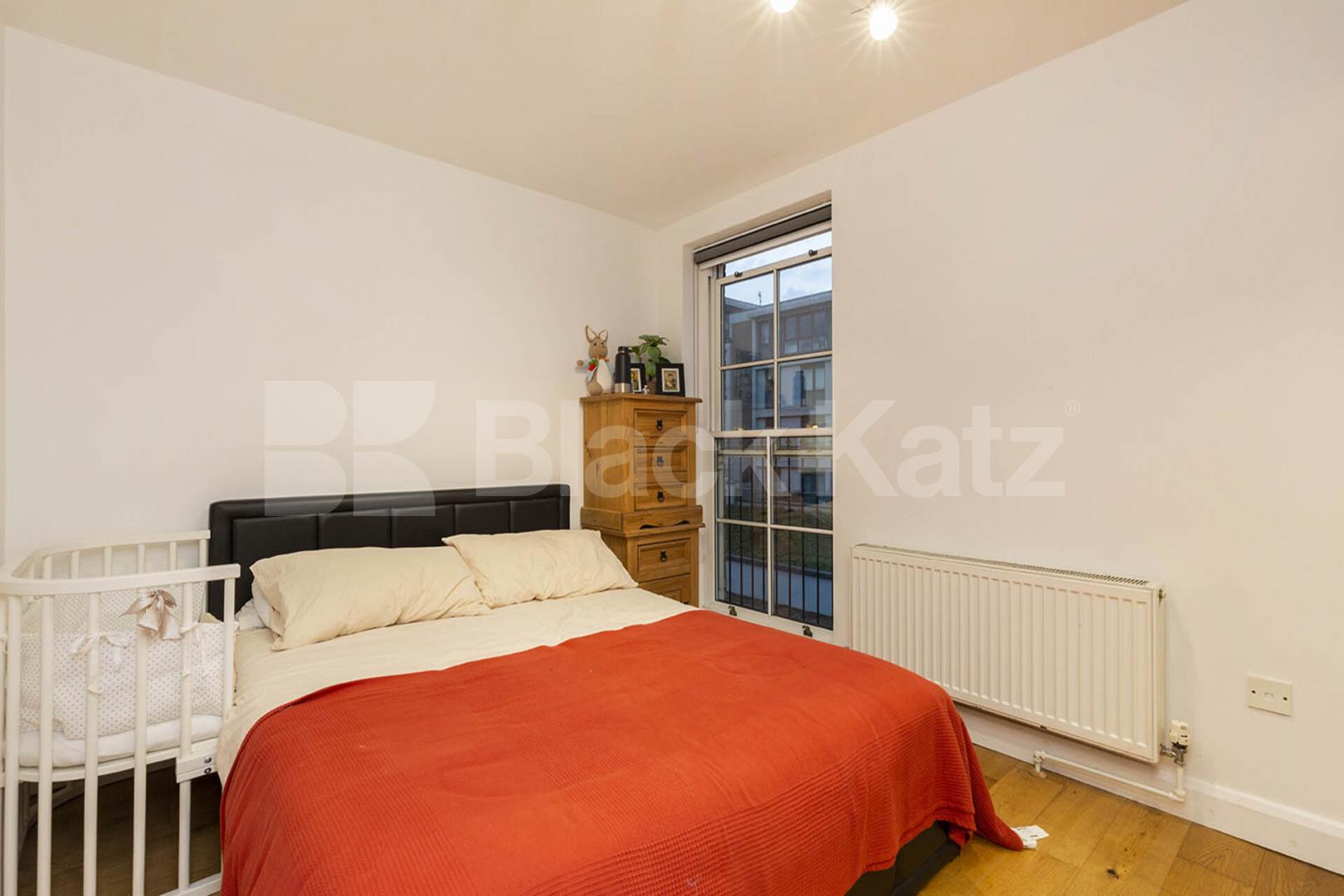 Located in a prime area close to the vibrant upper street with tons of amenaties Paget Street, Angel